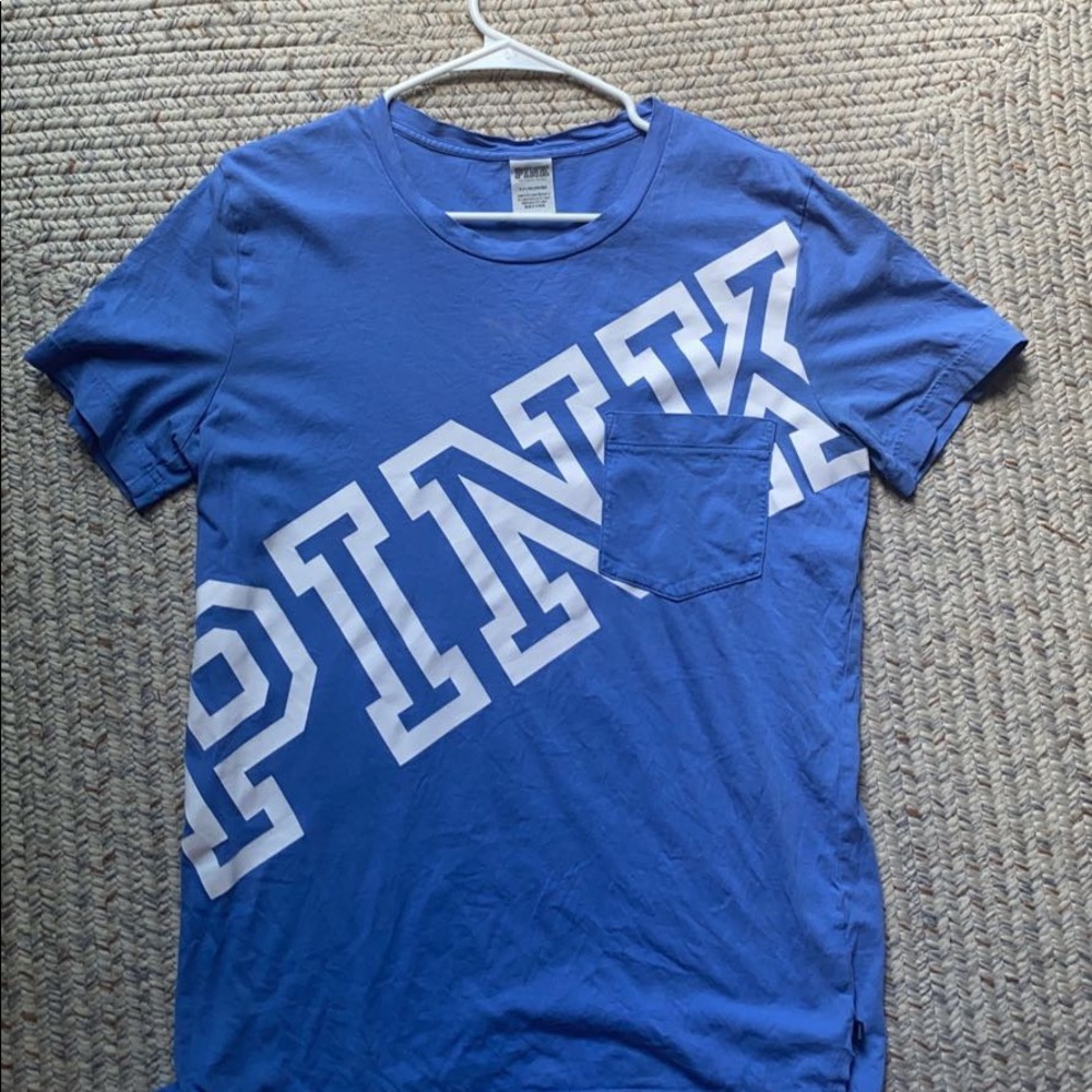 bundle of PINK t shirts